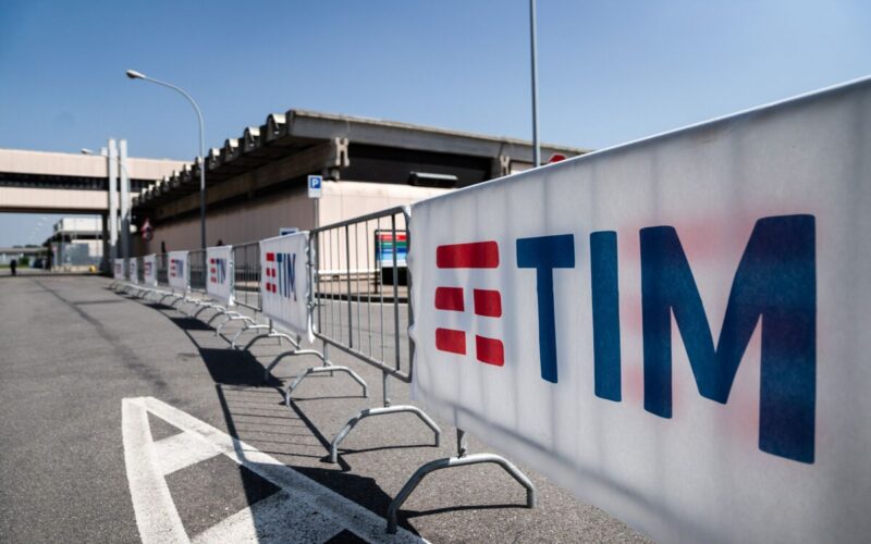 KKR’s €22 Billion Telecom Italia Deal Wins Unconditional EU Nod