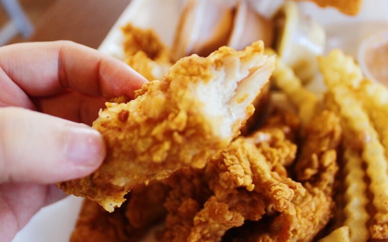 I ordered chicken tenders from 8 fast-food chains and ranked them from worst to best