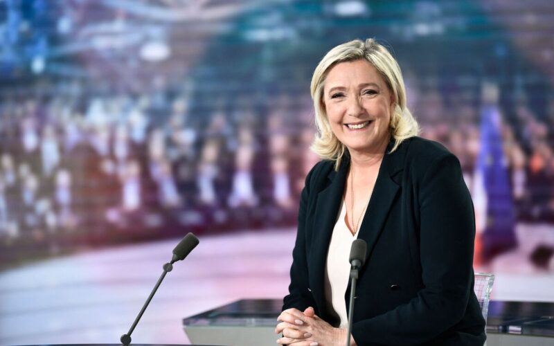 Le Pen Party Holds on to Lead in French Vote, Harris Poll Shows