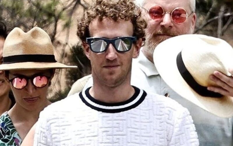 Mark Zuckerberg's summer vacation look includes a $1,150 hypebeast t-shirt