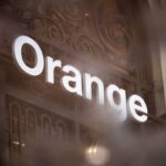 Orange Said to Mull 40% Stake Sale in Carrier, Exiting Mauritius