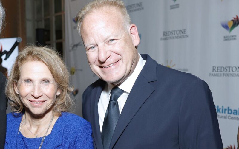 Paramount Bidder Steven Paul Is Friends With Shari Redstone