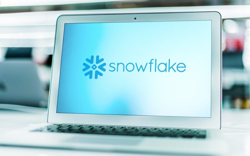 Snowflake Embraces Open Data with Polaris Catalog