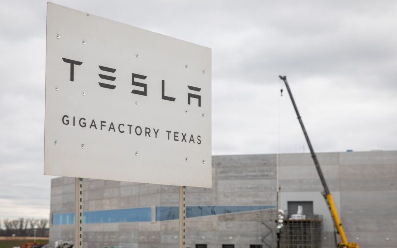 Tesla Investor’s Suit Targets Vote on Texas Move, Musk Pay