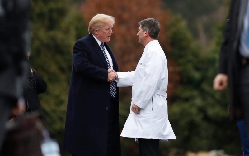 Trump challenges Biden to a cognitive test but confuses the name of the doctor who tested him