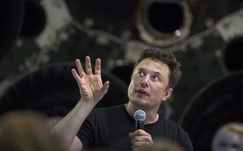 Watch Elon Musk show off SpaceX's massive launchpad and new 'Starfactory'