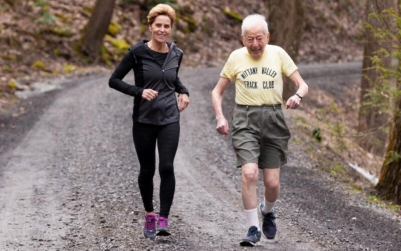 4 simple habits that will help you keep fit throughout life, from a personal trainer who works with active 90 year olds