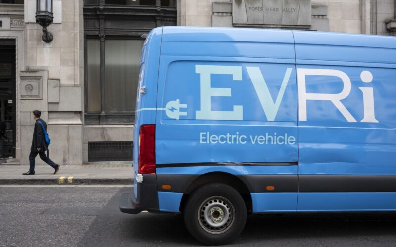 Apollo to Buy Evri From Rival Advent in Latest UK Parcels Deal