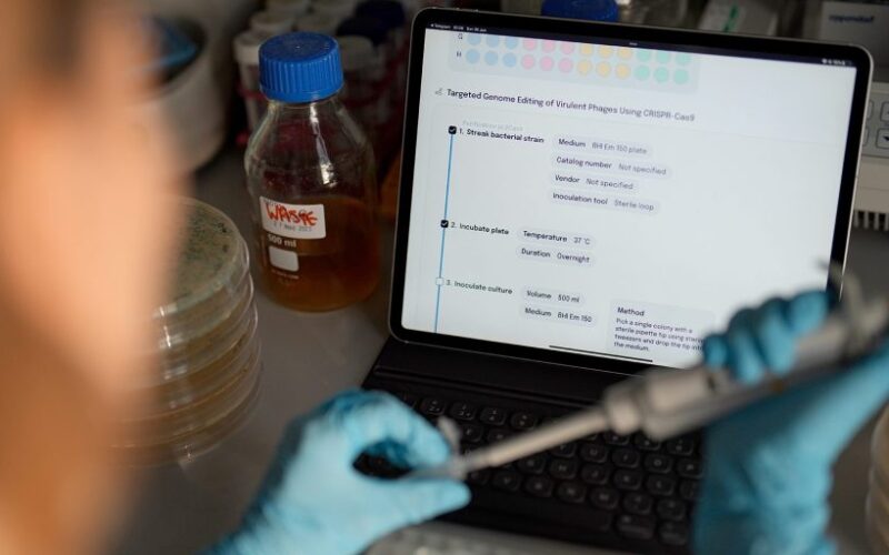 Briefly Bio raises $1.2M to build the GitHub of science experiments