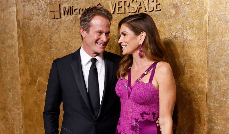 Cindy Crawford says the secret to her 26-year marriage with Rande Gerber is knowing how to 'fight nice'