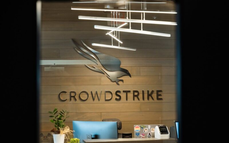 CrowdStrike Sends $10 Gift Cards to IT Workers as Mea Culpa