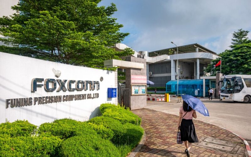 Foxconn to Invest $551 Million in Two Projects in North Vietnam