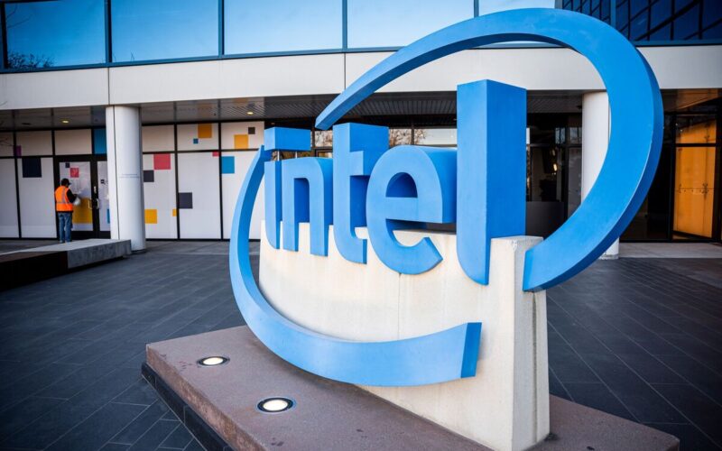 Intel to Cut Thousands of Jobs to Reduce Costs, Fund Rebound