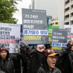 Samsung Workers Plan to Strike ‘Indefinitely’ in Risk to Global Tech