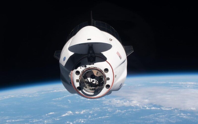 SpaceX is building a superpowered spaceship to scrap the International Space Station for NASA