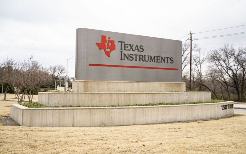 Texas Instruments Gives Outlook Easing Fears of a Downturn