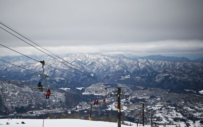 Tourism Boom, Chip Plants Propel Record Japan Land Price Growth