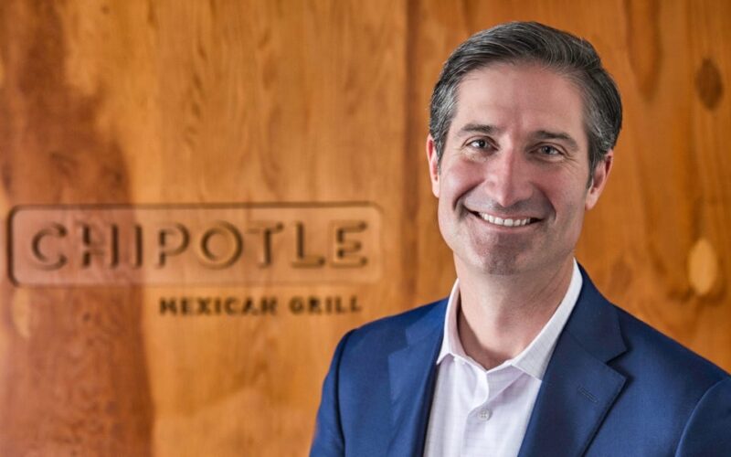 6 leadership lessons from Brian Niccol, the new Starbucks CEO who revived Chipotle