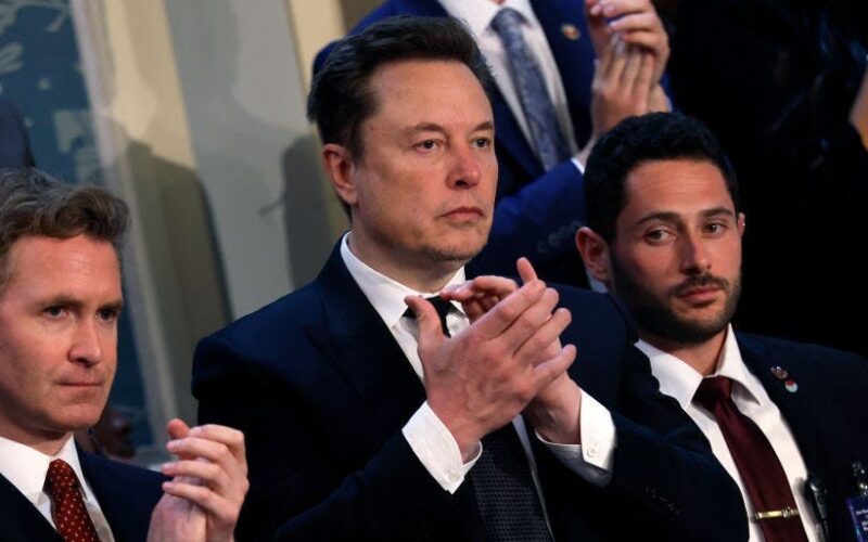 Elon Musk made a $13 billion blunder. Wall Street still wants to work with him.