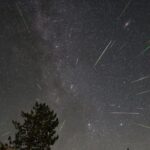 How to see the year's best meteor shower this weekend, with fireballs, colorful trails, and a Jupiter-Mars conjunction