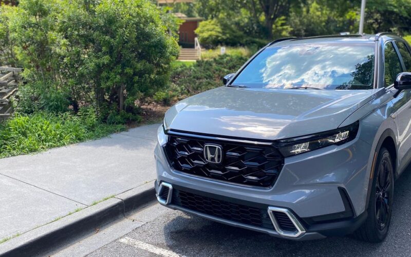 I drove Honda's $43,000 CR-V Hybrid. It's one of the finest compact SUVs money can buy.