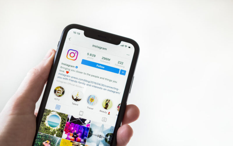 Instagram's experimental profile grid has rectangular images instead of squares