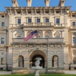 Look inside the Breakers, a 70-room, 138,300-square-foot mansion that belonged to one of America's wealthiest Gilded Age families