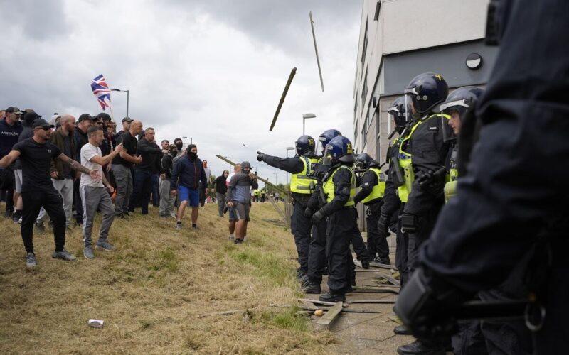 Suspected Foreign Agitators Boost UK Extremists to Inflame Riots