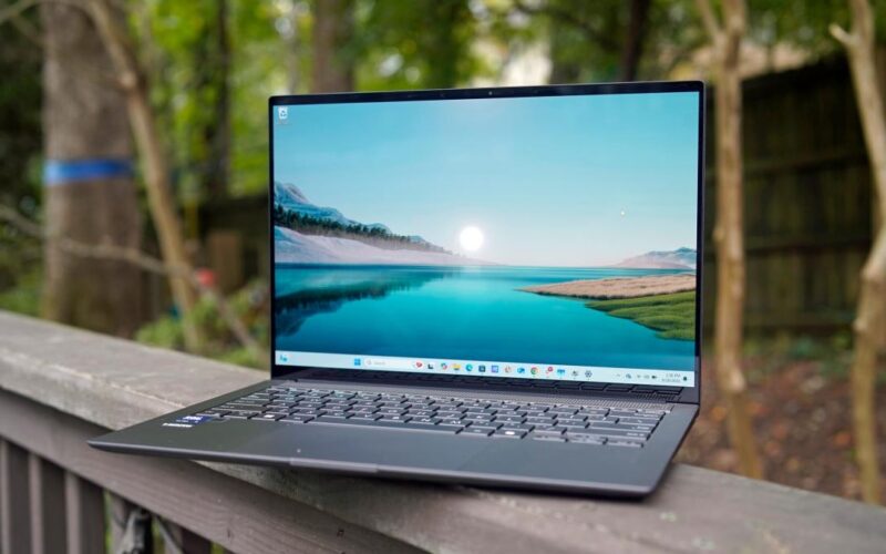 ASUS Zenbook S14 review: A showpiece for Intel’s Lunar Lake AI PC chips