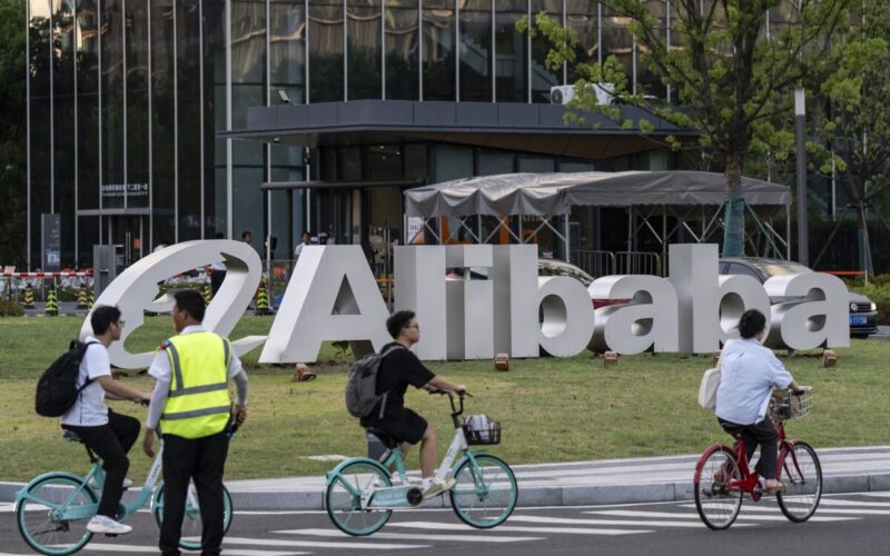 Alibaba, Mastercard to Issue Credit Card for US Small Businesses