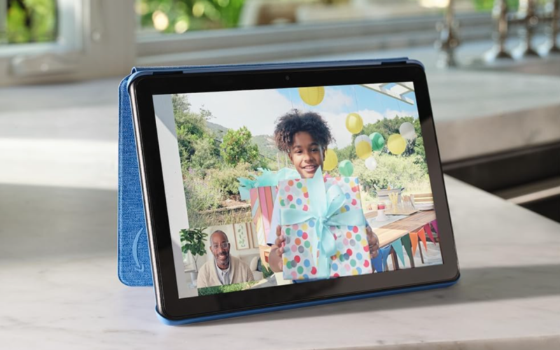 Amazon’s Fire HD 10 tablet drops to a record-low price ahead of October Prime Day