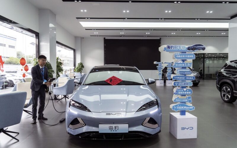 China’s Car Dealerships Facing Losses of Almost $20 Billion