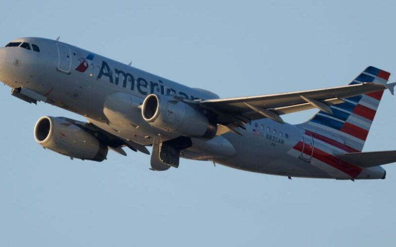 How an American Airlines mechanic nearly smuggled 25 pounds of cocaine worth $250,000 into the US