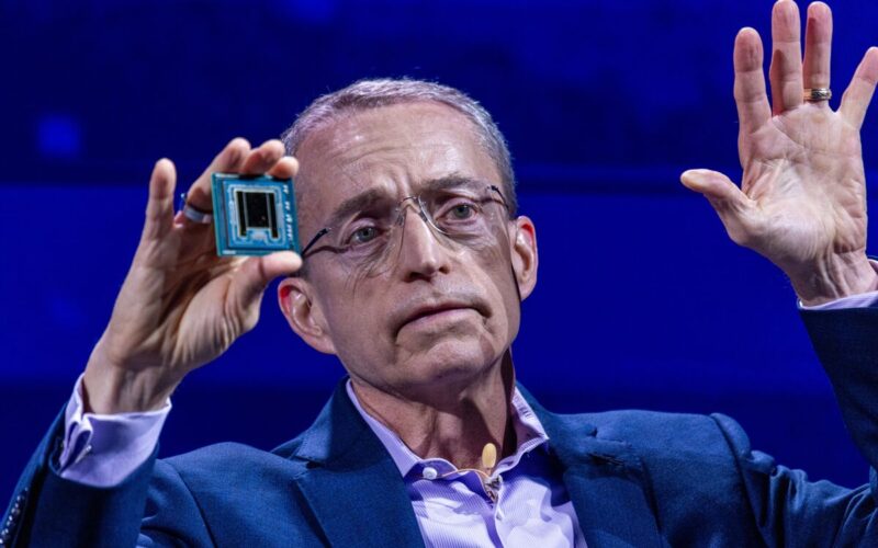 Intel to Make Custom AI Chip for Amazon, Delay German Plant