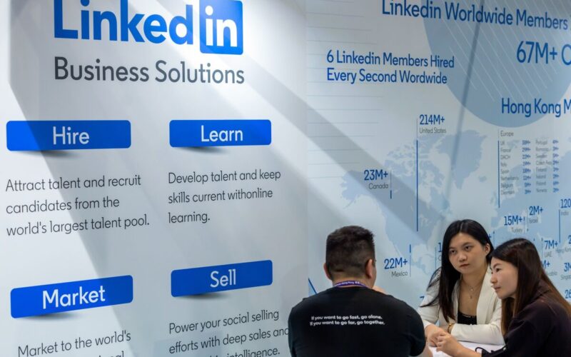 LinkedIn’s AI Default Setting Is Not so Private for Users