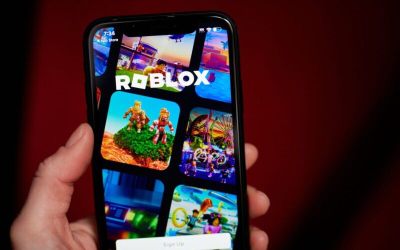 Roblox Aims for 10% of $180 Billion Gaming Content Market