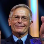 Walmart heir Jim Walton just joined the $100 billion club