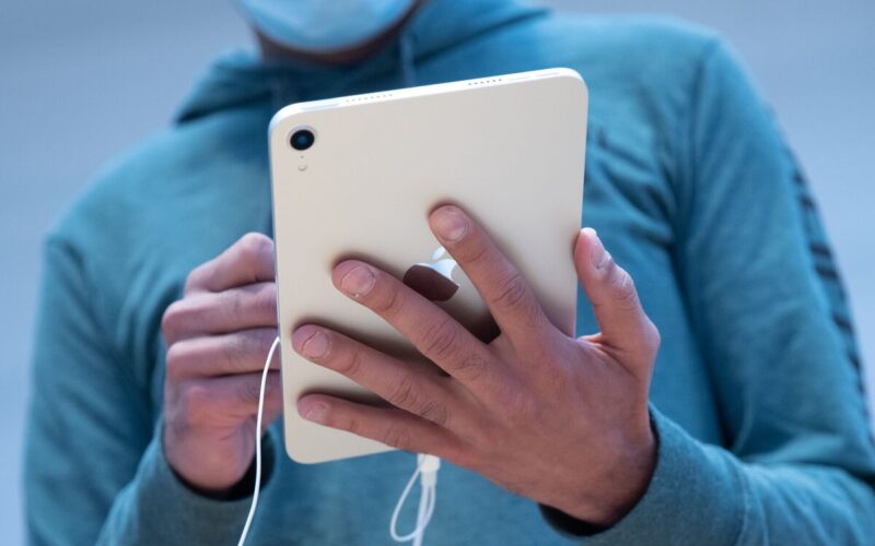 Apple’s New iPad Mini Highlights the Company’s Secret AI Advantage