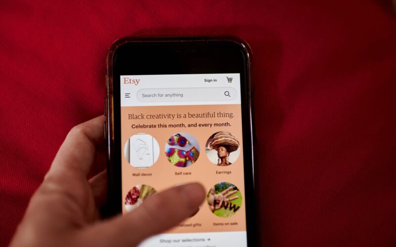 Etsy Shares Jump on Revenue Beat as Shoppers Turn to Gifts