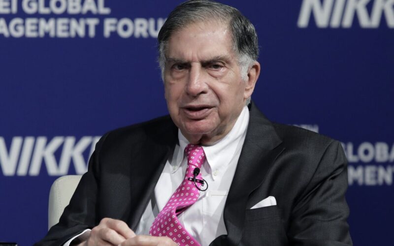 Frontrunners for Ratan Tata’s Job Atop $165 Billion Conglomerate