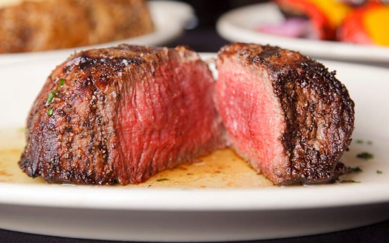 I'm a professional chef. Here are the best ways to prepare and cook different steak cuts.