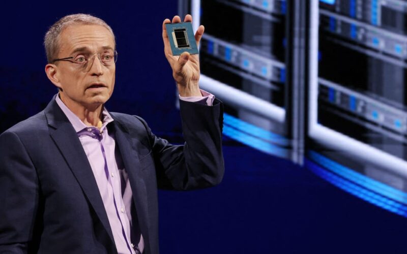 Intel is seeking an investor for a stake in its Altera chip unit, CNBC reports