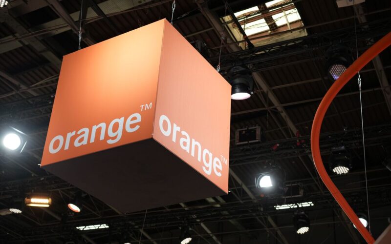 Orange Third-Quarter Sales Rise as French Market Revenue Grows