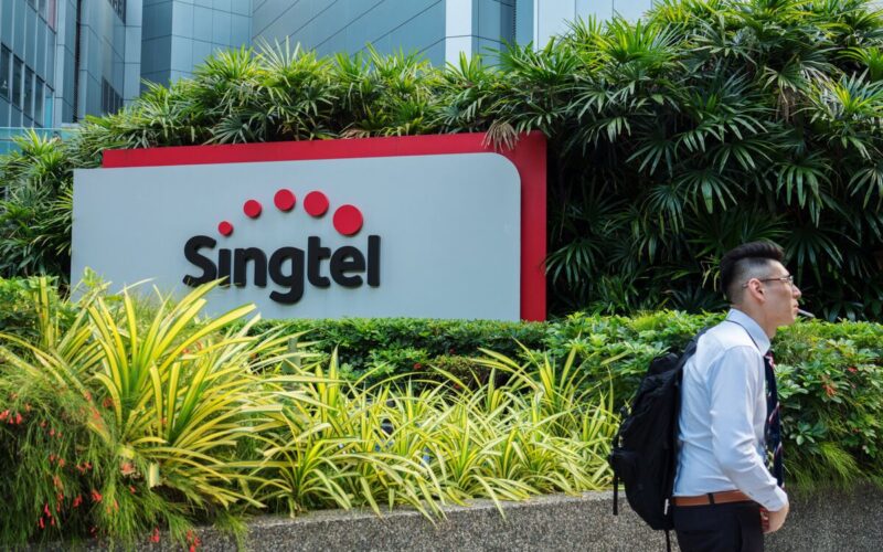 Singapore’s Largest Telecom Operator Faces Service Disruption