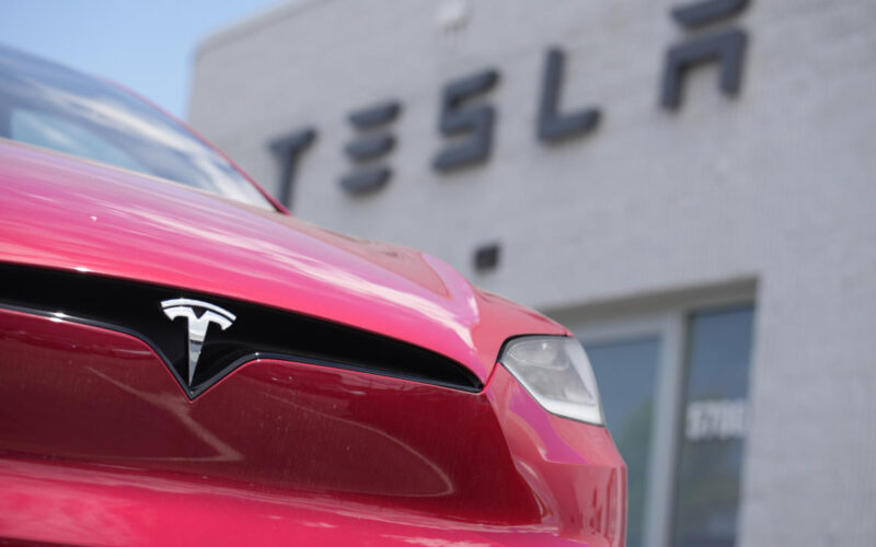 Tesla’s FSD is under federal investigation after four reduced-visibility crashes