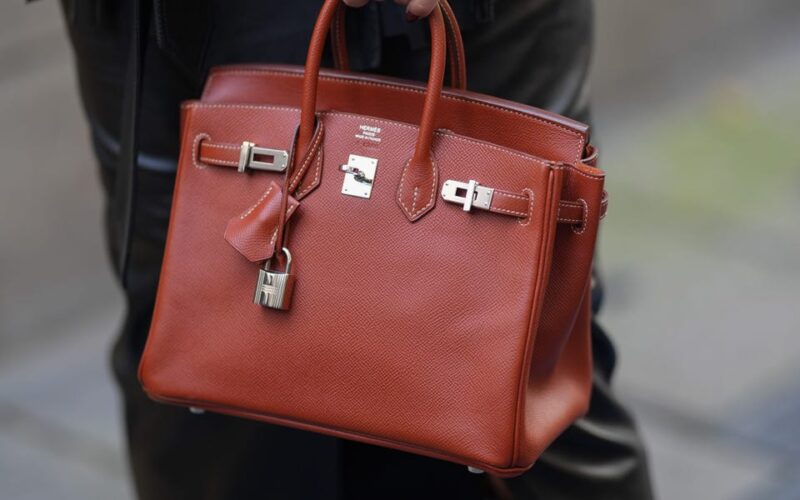 These are the telltale signs of a fake Hermès Birkin, according to a vintage luxury expert with 20 years of experience