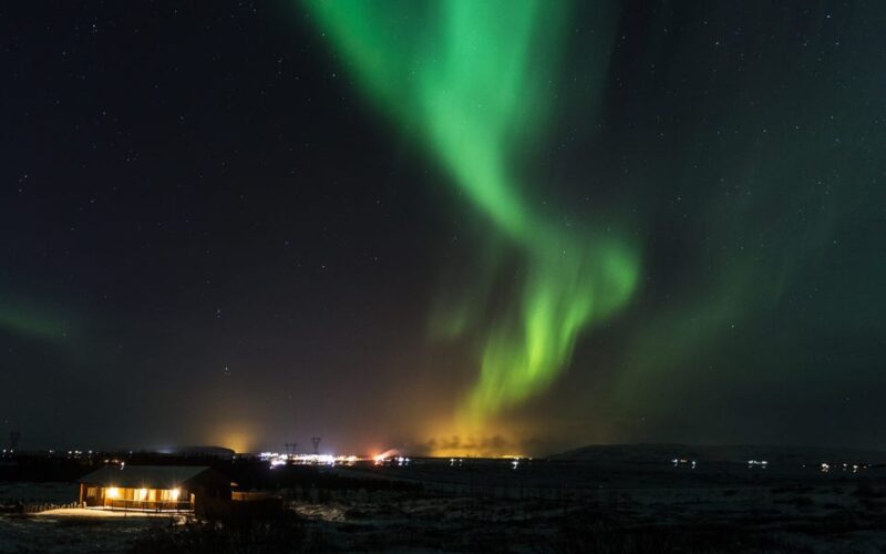 I spent $170 on 4 failed tours to see the northern lights and then finally saw them while waiting at a bus stop