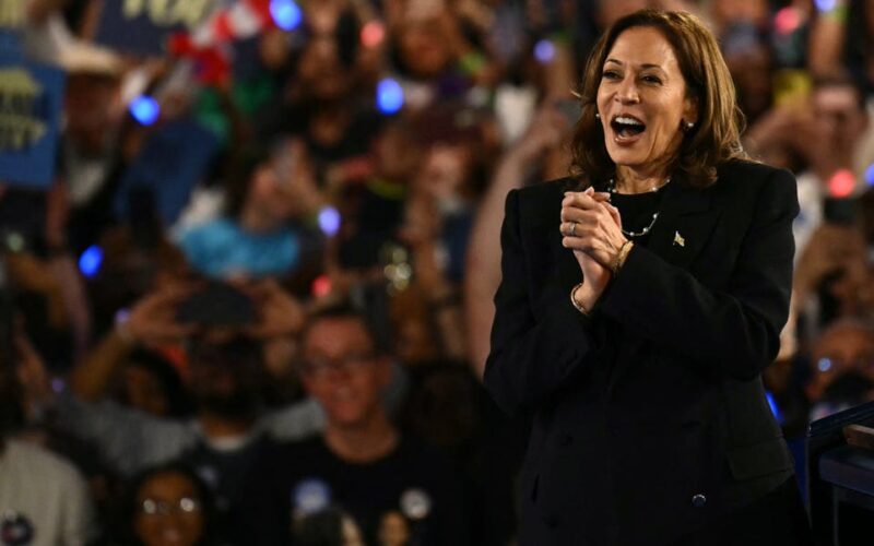 Kamala Harris' new lead in top Iowa poll could bode well for her in some key swing states