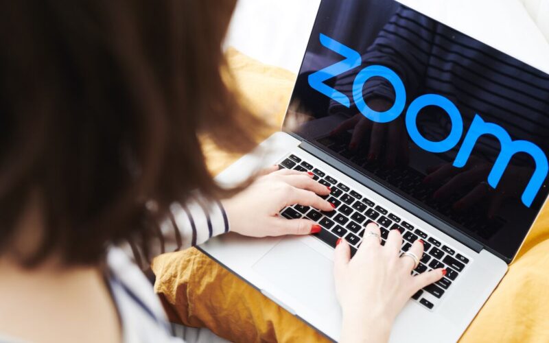 Zoom Projects In-Line Sales Forecast While Investors Seek More